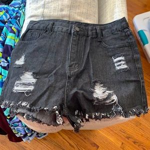 BRAND NEW,never worn,deep front and back pockets,soft material